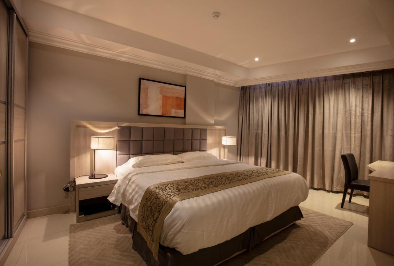 Somedays Hotel Suites al-Hufuf Exteriör bild