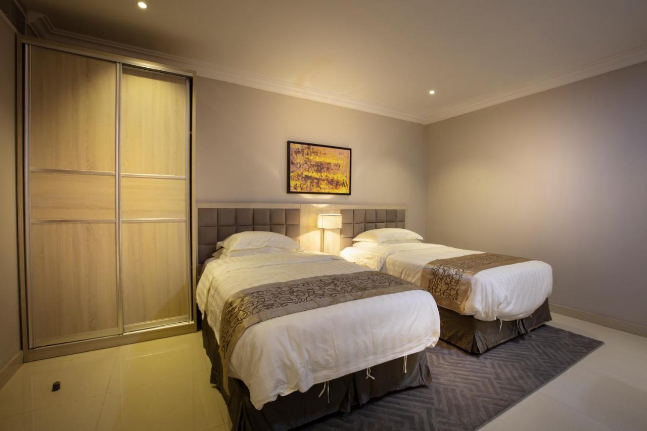 Somedays Hotel Suites al-Hufuf Exteriör bild