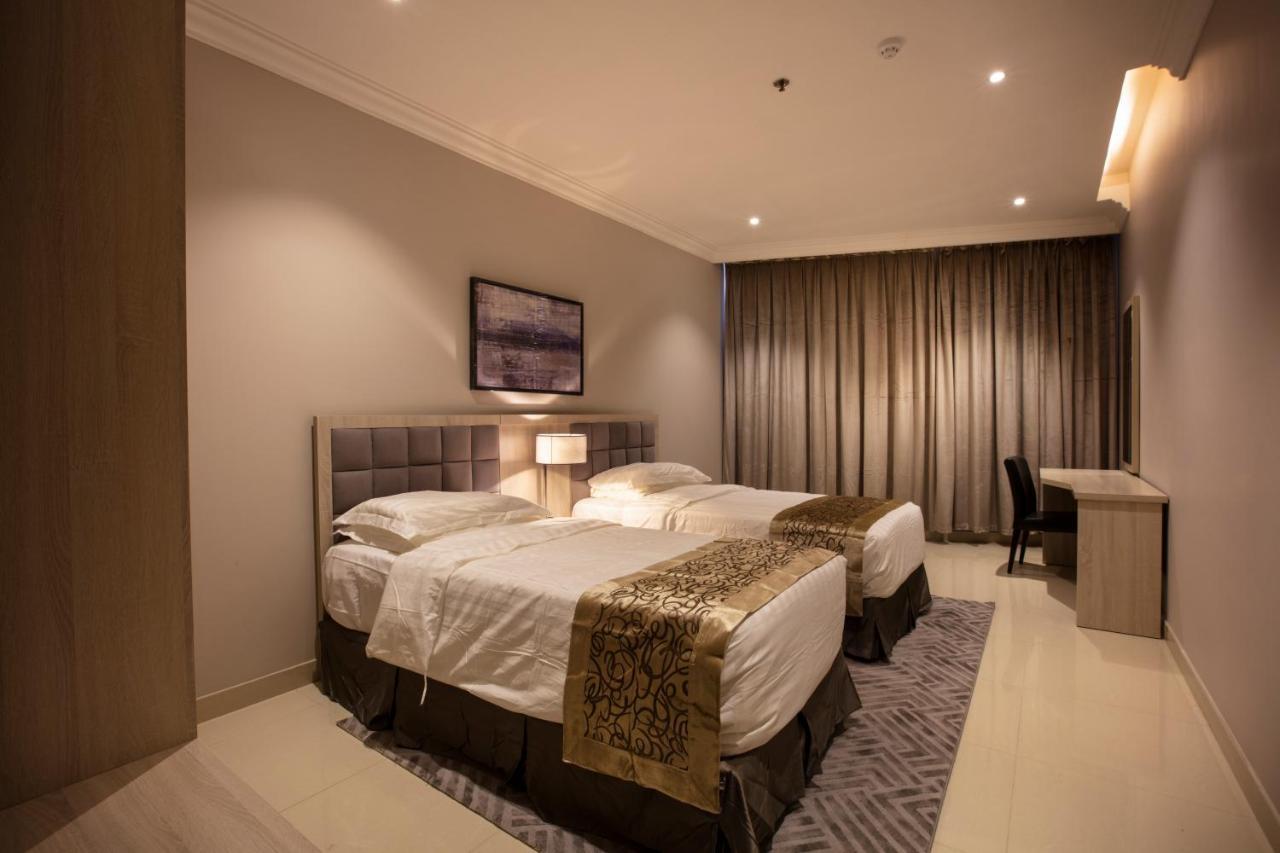 Somedays Hotel Suites al-Hufuf Exteriör bild
