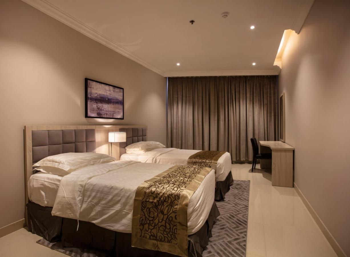 Somedays Hotel Suites al-Hufuf Exteriör bild